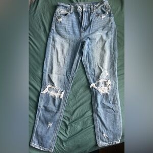 American Eagle Outfitters Light Blue Ripped Mom Jeans